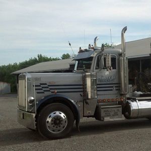 Meet your Posher, Troy